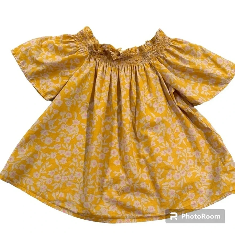 There Abouts Girls Yellow Floral Smocked Neckline Size 10/12